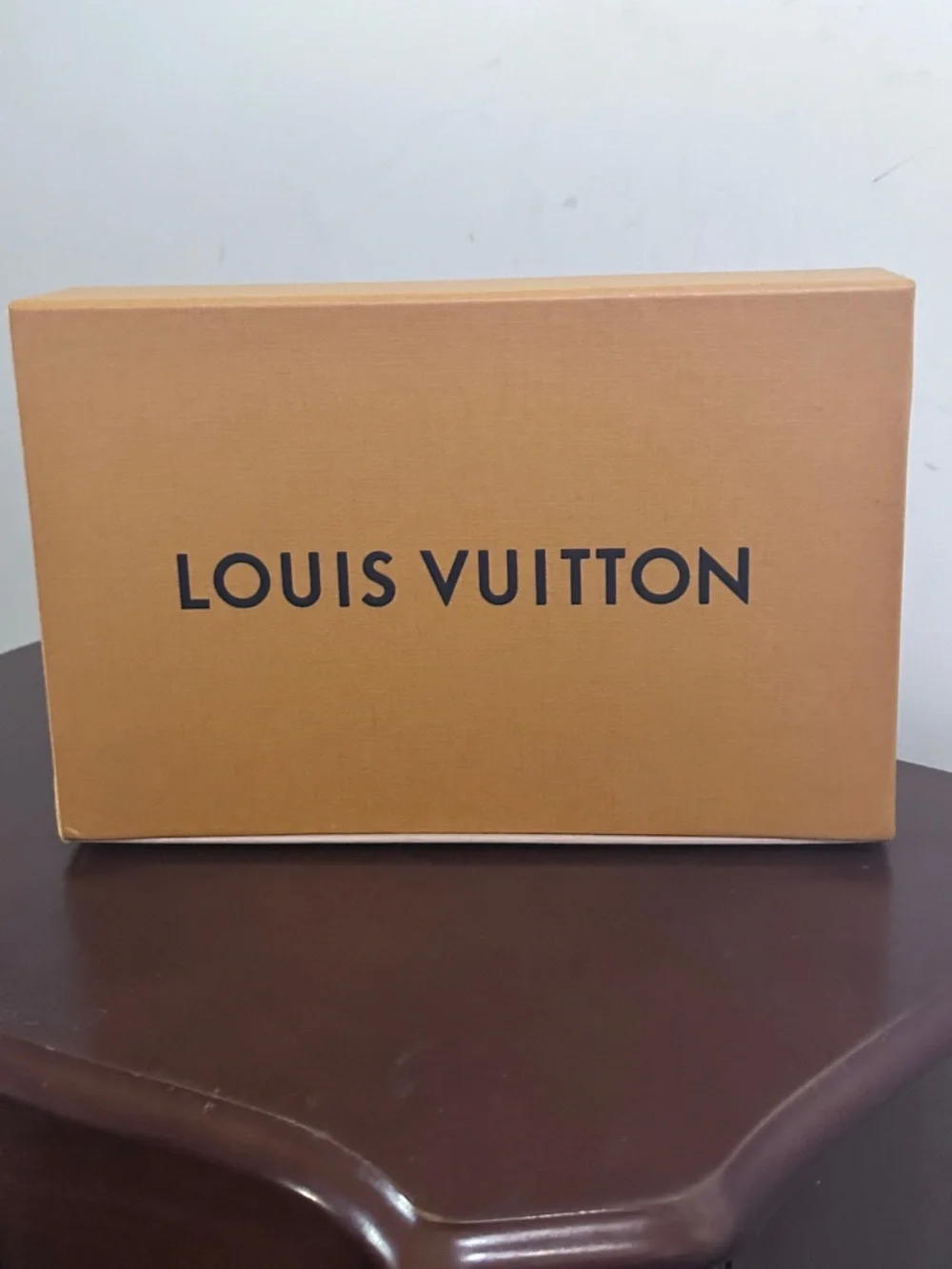 Louis Vuitton Murakami Zippy Wallet. - Picture 3 of 16